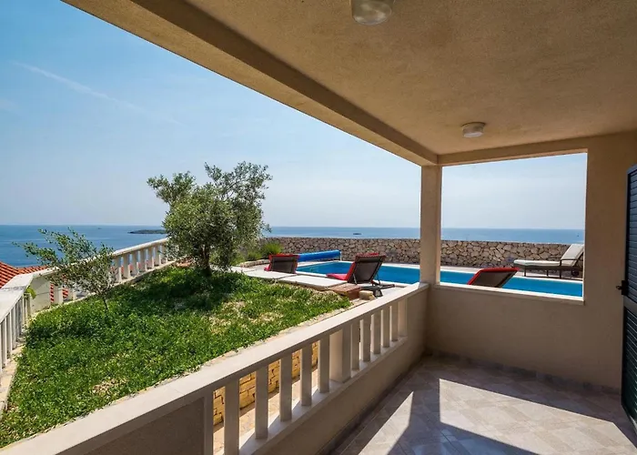 Vikendica Valentina Trogir